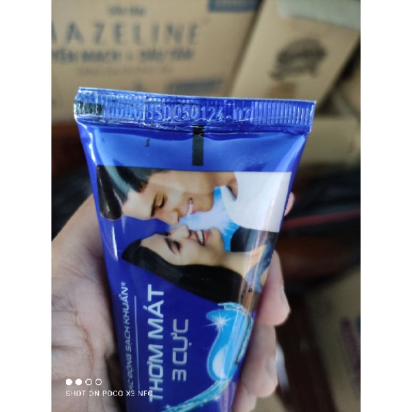 Kem đánh răng closeup không hộp date 2026