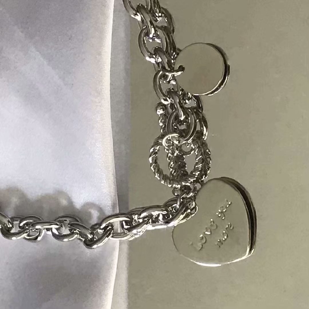 [Mã FASHIONCB231 hoàn tối đa 30K xu đơn 99K] Ins Punk Metal Cold Wind Love Clavicle Chain Necklace | BigBuy360 - bigbuy360.vn