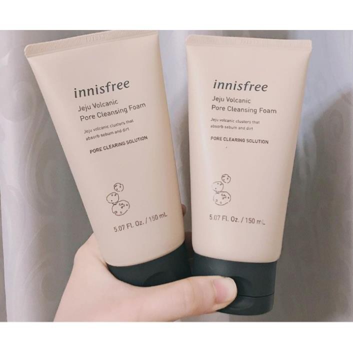 Sửa Rửa Măt Bùn Khoáng Tro Núi Lửa Innisfree