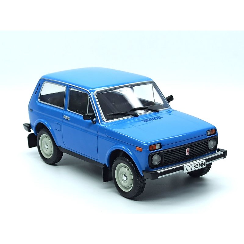 Mô hình xe Lada Niva tỷ lệ 1/24
