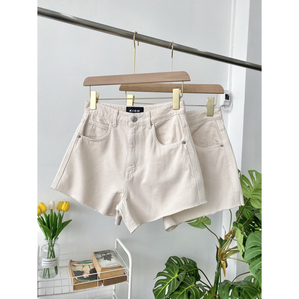 Quần jean shorts kem RAW JEAN SHORTS IVORY