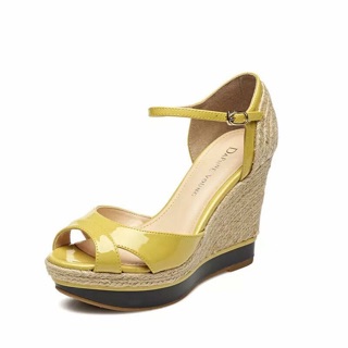 Sandal Daphne