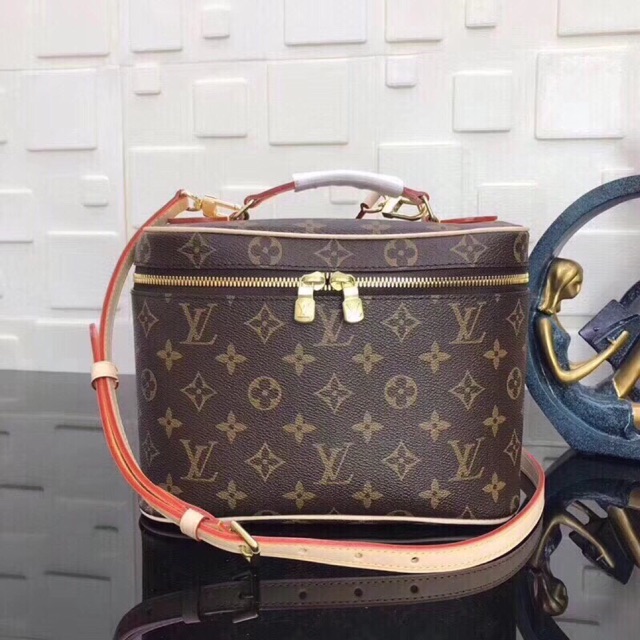 LV cốp super VIP