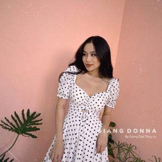 Đầm xoè chấm bi rút ngực