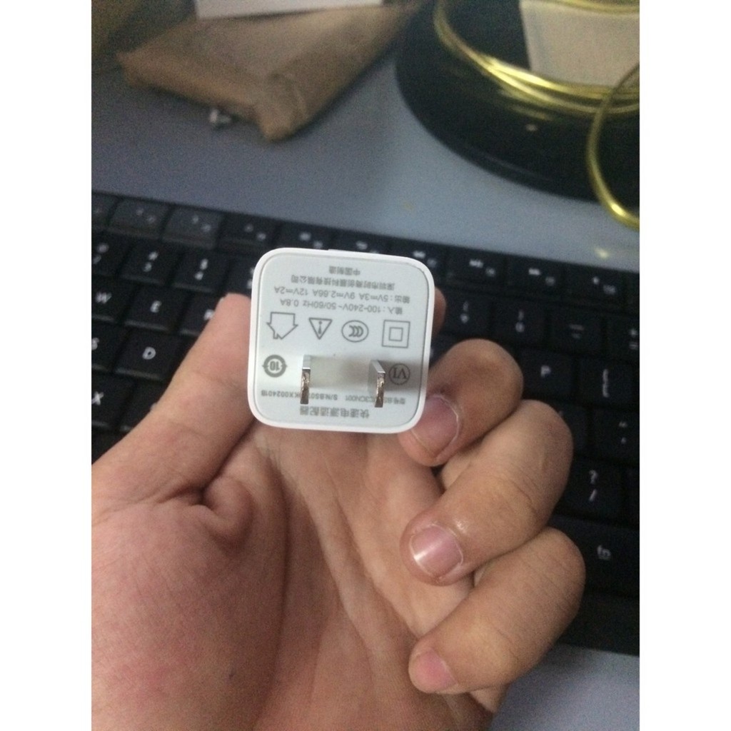 Củ sạc nhanh chính hãng baseus 3A\24w quick charge 3.0 chống cháy nổ dành cho các dòng Iphone/XIaomi/samsung/oppo