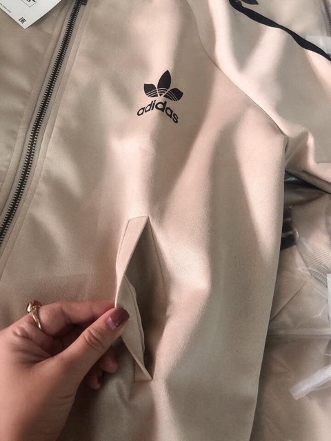 ÁO BOMBER DA LỘN ADIDAS
