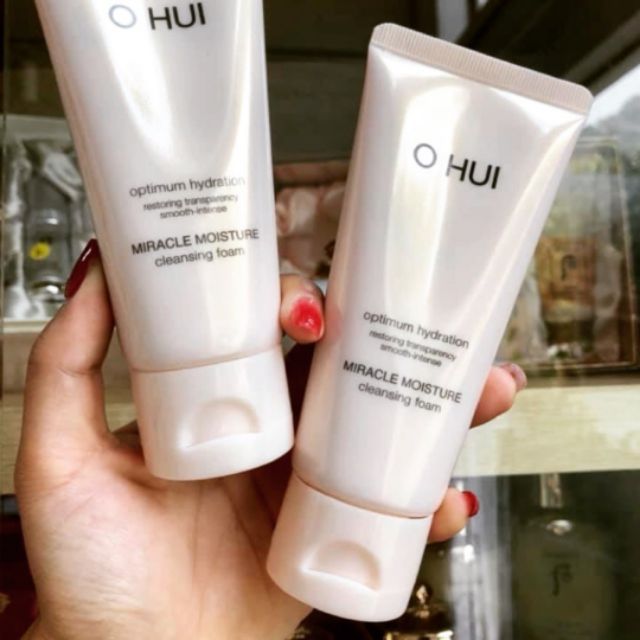 Sữa rửa mặt Ohui 80ml Miracle Moisture Cleansing Foam