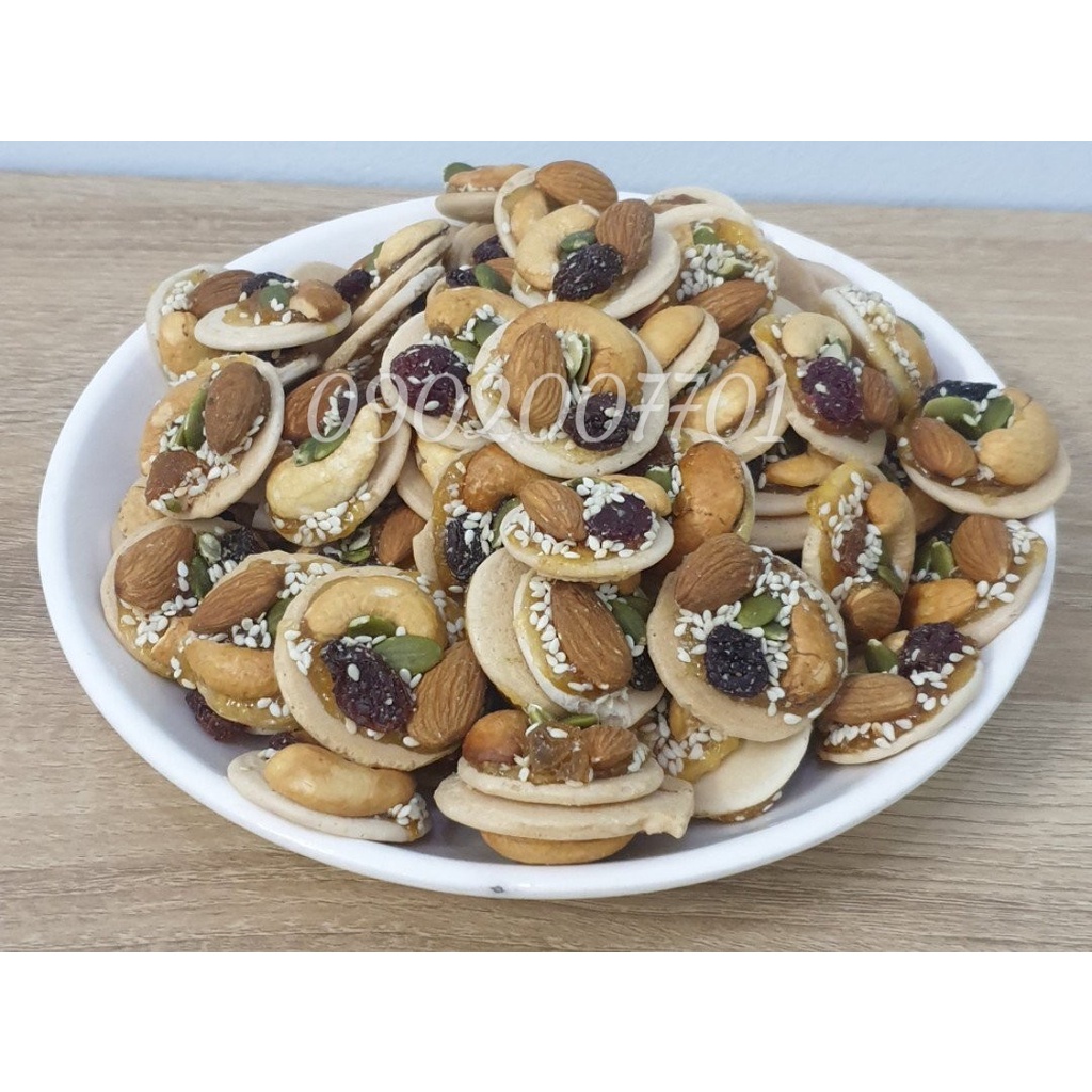 1 Kg Bánh Đồng Tiền Mix Vị: Hạt Điều, Hạnh Nhân, Nho, Mè thơm ngon