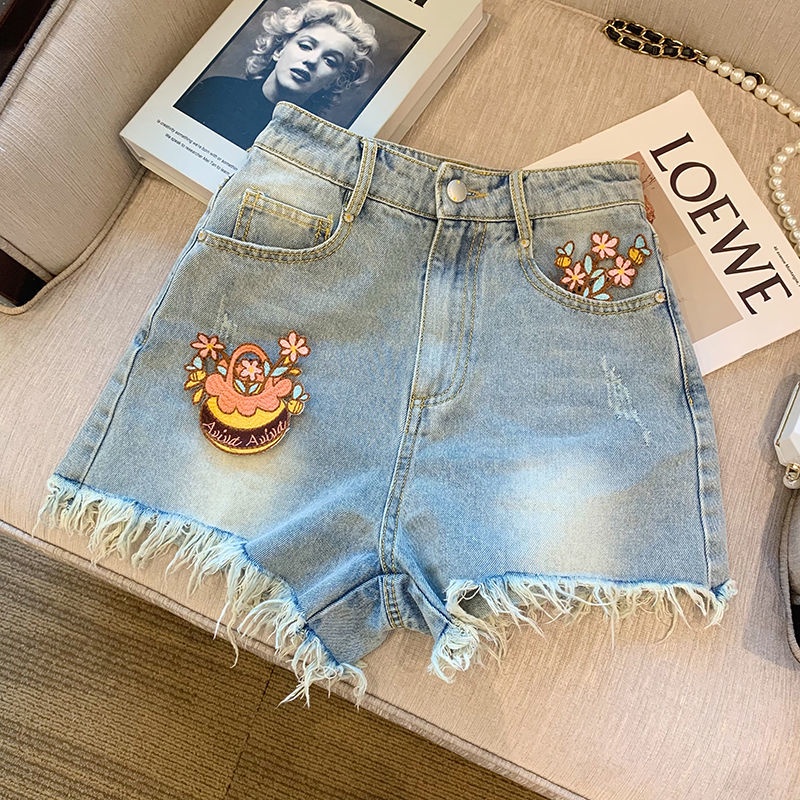 Quần Short Denim Nữ Thêu Hoa Mới
