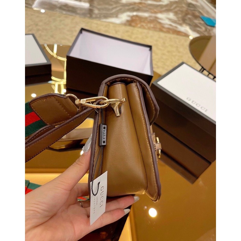 Túi Gucci size 22cm phiên bản 2021 lót đỏ thẻ cứng full box