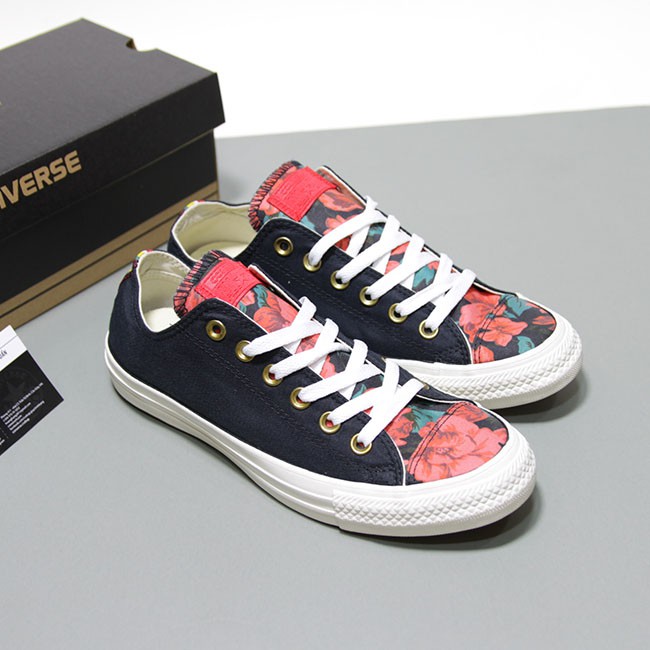 Giày Converse thấp cổ vải họa tiết CTVH39