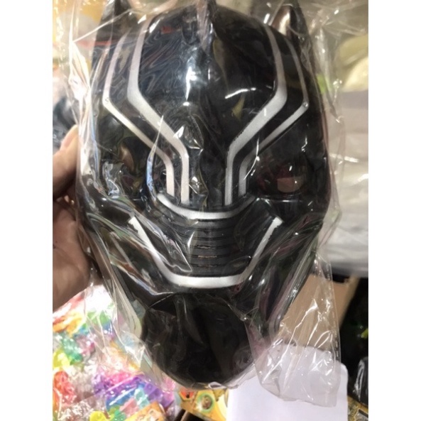 Mặt nạ  Halloween