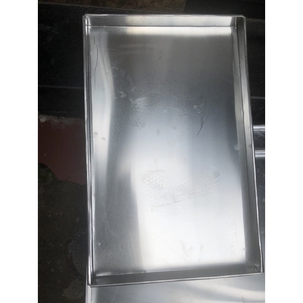 Khay gò cuộn bông lan kt 40x60cm