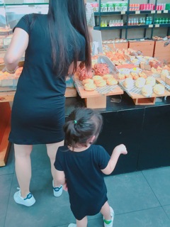 Váy mẹ con Adidas Thái