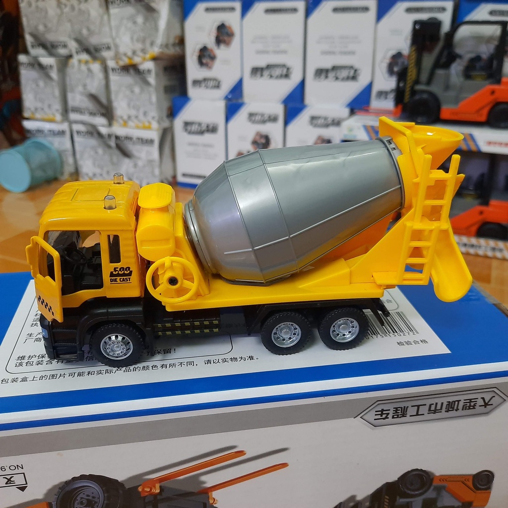 Xe trộn bê tông đồ chơi trẻ em có âm thanh và đèn bằng hợp kim nhựa mô hình tỉ lệ 1:50 mở được cửa thùng trộn xoay được