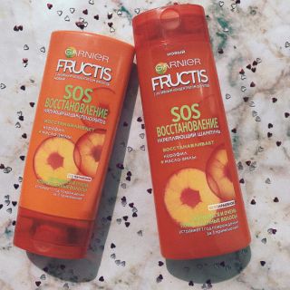 Gội,xả Garnier Fructis Sos cho tóc hư tổn