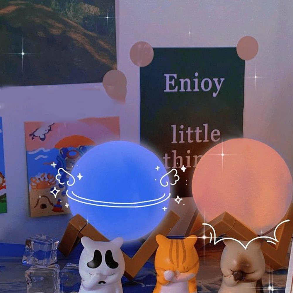 Đèn ngủ hình mặt trăng 3D nhiều màu sắc kèm giá đỡ bằng gỗ 6*6cm dành cho trang trí