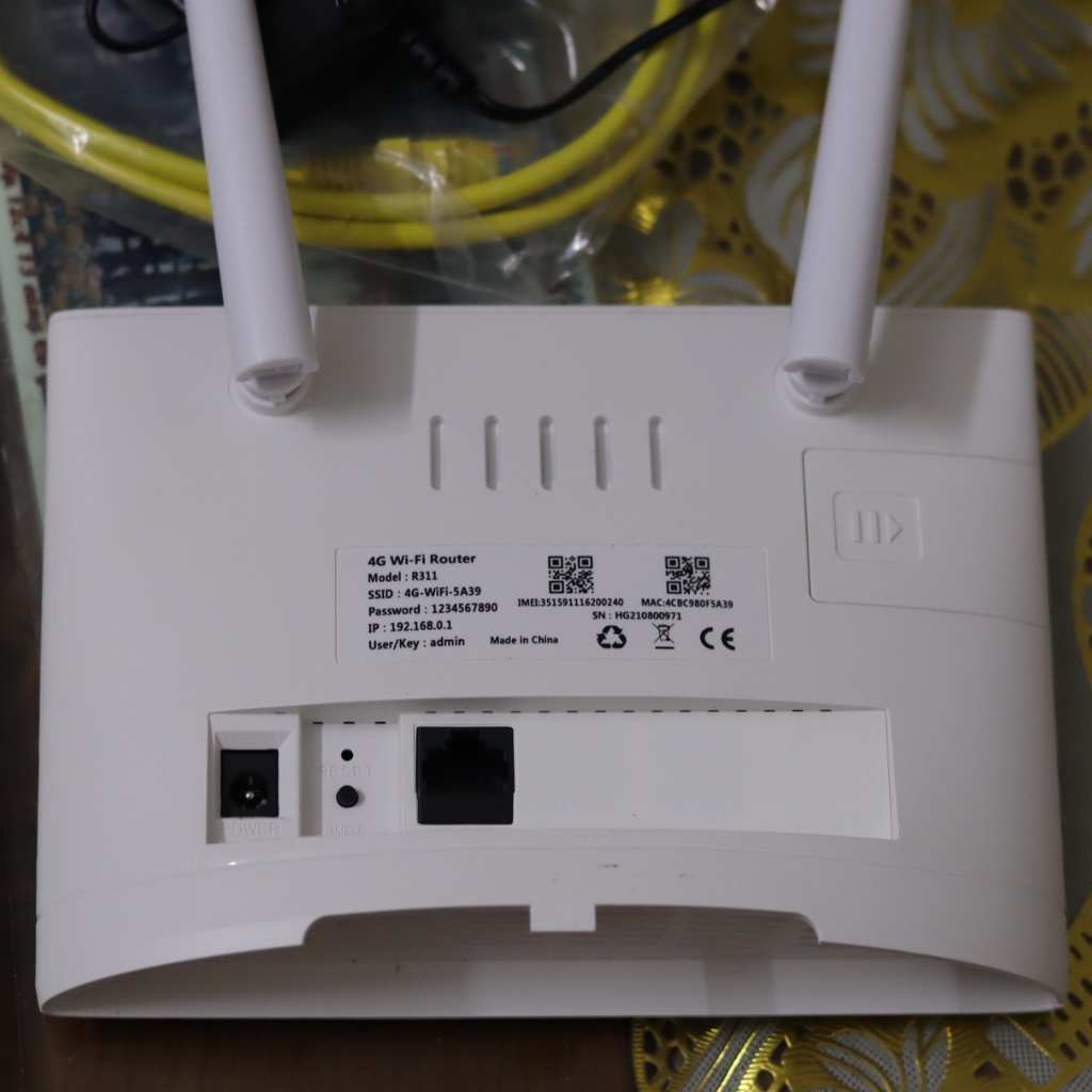 Cục phát wifi từ sim 4G LTE không dây di động có cổng lan 300Mbps