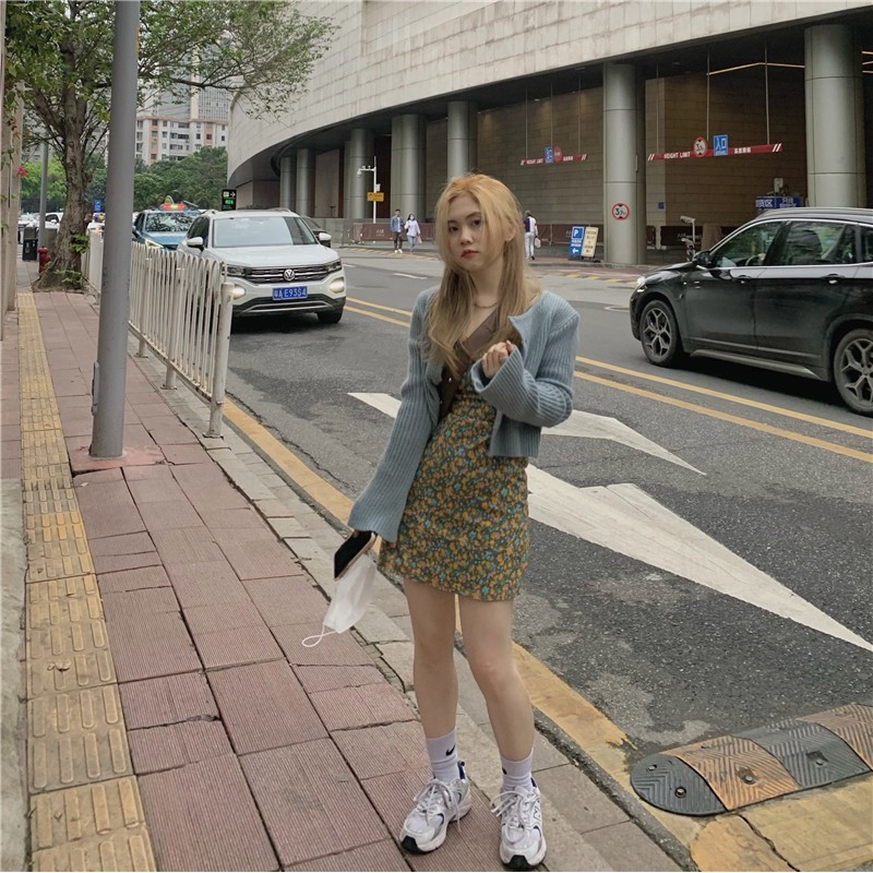 [ CÓ SẴN ] Set đầm hoa Ferrax dáng suông + áo khoác Cardigan xanh | BigBuy360 - bigbuy360.vn