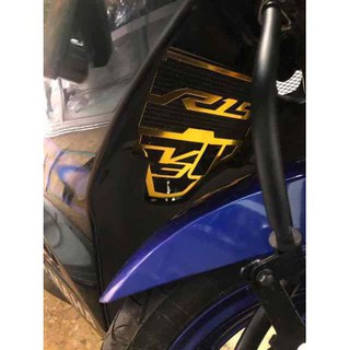 Che két nước lưới xe R15V3