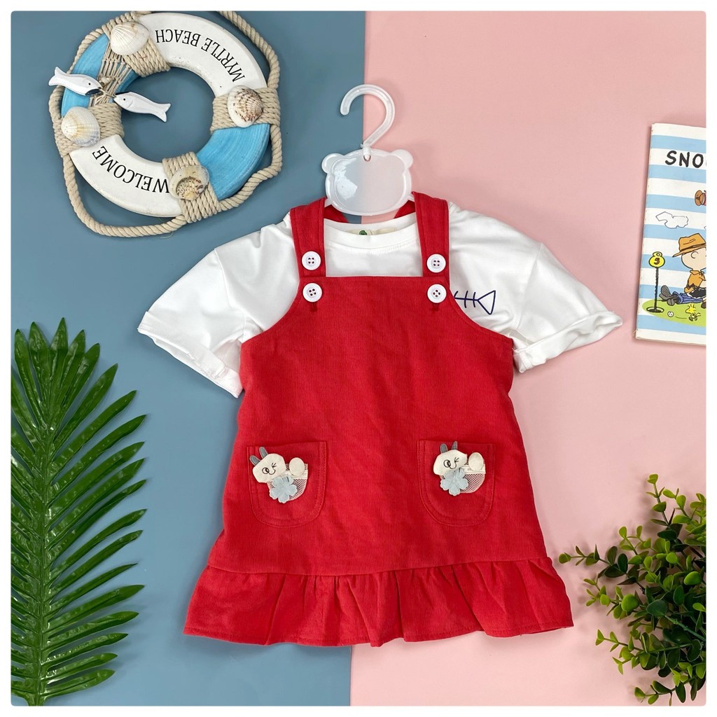 Váy yếm nhung hai túi bé gái size 1-7, cho bạn 10-22kg. Chất nhung dày dặn, dễ mặc, dáng yếm không nóng, dễ phối đồ