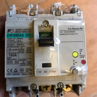 Át chống giật 3pha