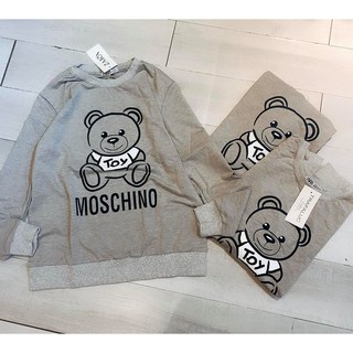 ÁO NỈ DA CÁ MOSCHINO GẤU XÁM