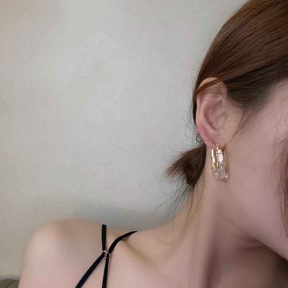 Bông Tai Hình Búa Vuông Bằng Nhựa Trong Suốt Màu Hổ Phách Dành Cho Nữ