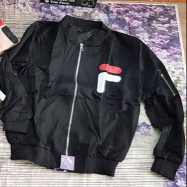 Áo khoác gió bomber