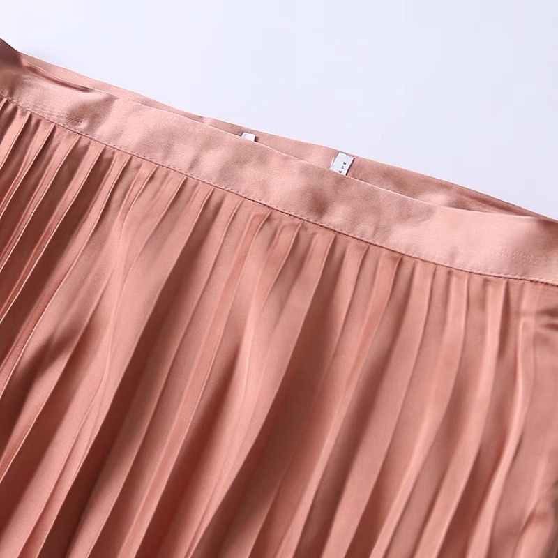 Chân váy xếp ly cam Mango