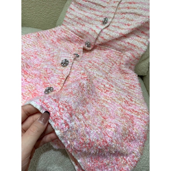 Đầm len dáng chữ A tay ngắn một hàng khuy có 4 túi vuông trước thương hiệu Self Portrait cao cấp