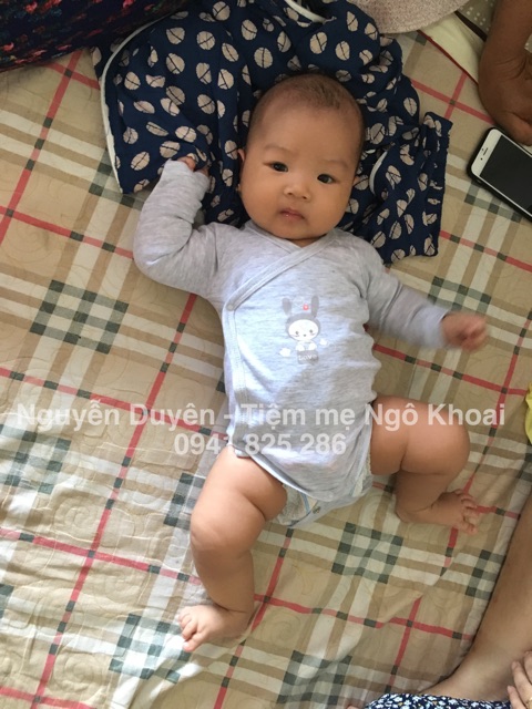 Body sơ sinh cài chéo chất liệu organic cotton cho bé trai và gái các hãng xuất Pháp