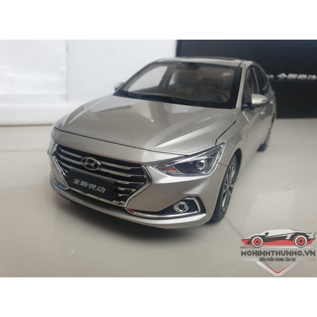 Xe mô hình Hyundai Elantra, tỉ lệ 1:18