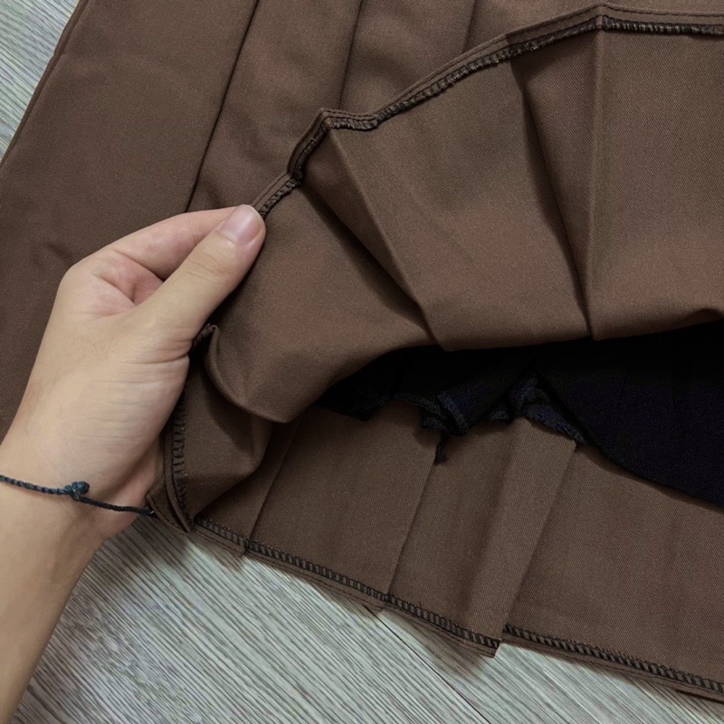 (ĐỦ MÀU) CHÂN VÁY TENNIS NÂU TÂY-ĐEN-TRẮNG | BigBuy360 - bigbuy360.vn