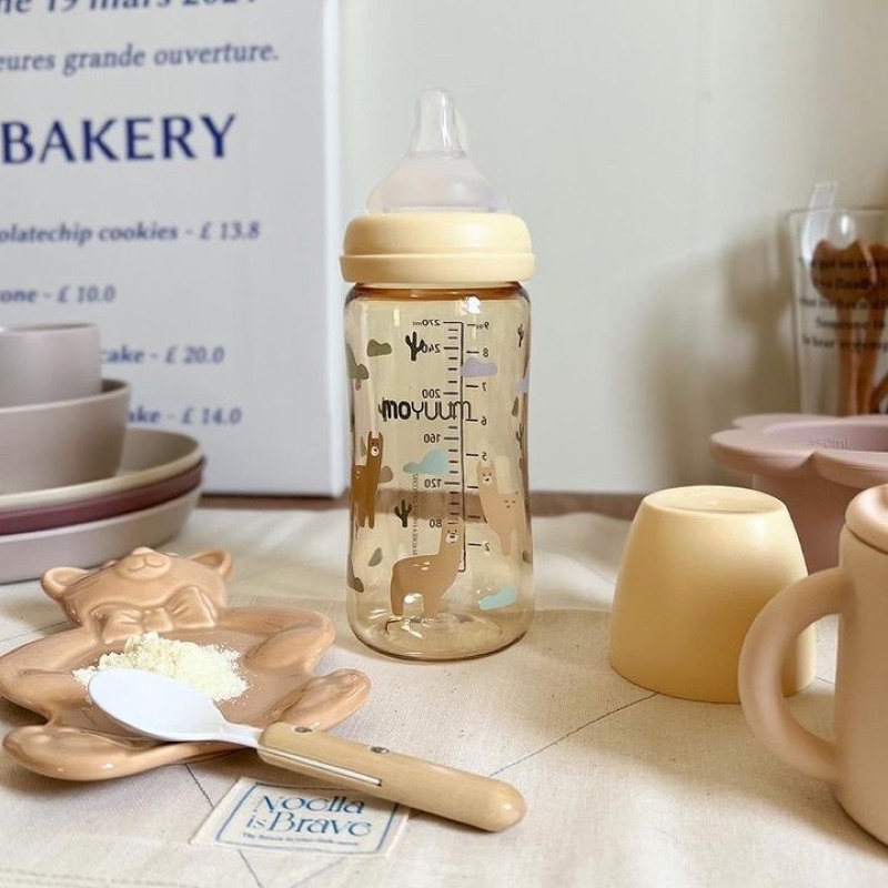 Bình sữa MOYUUM Lạc đà/ Hoa cúc 170ml/270ml