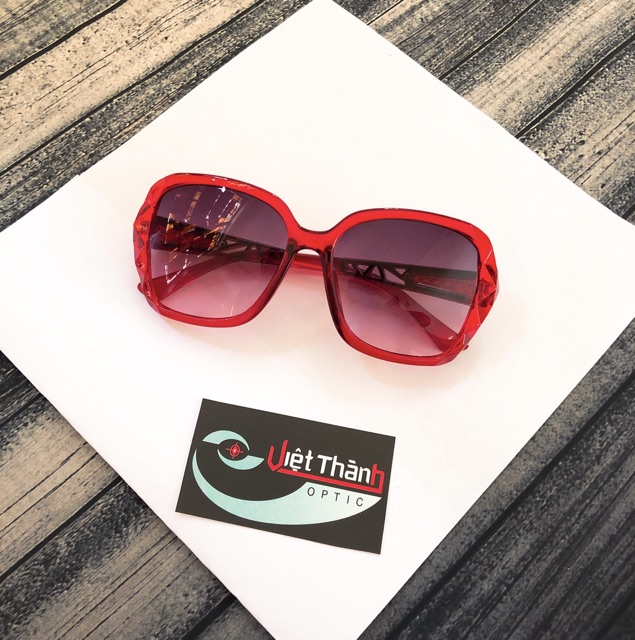 Kính chống nắng form vuông nữ thời trang giá sỉ