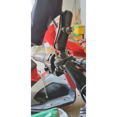 Giá đỡ điện thoại hít nam châm Magfit  CHÂN KIẾNG Pass CHỮ U