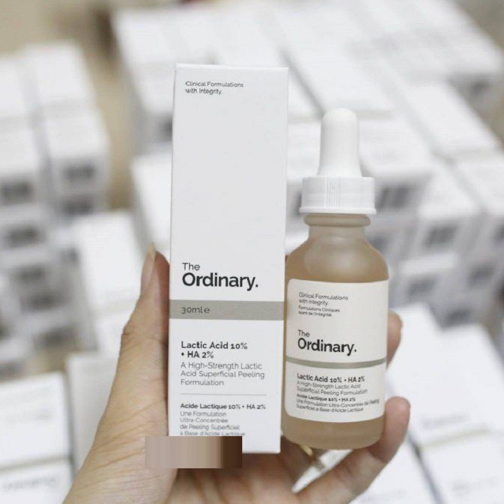 Serum The Ordinary Lactic Acid 10% + HA 30ml giúp tẩy tế bào chết và giữ ẩm cho da