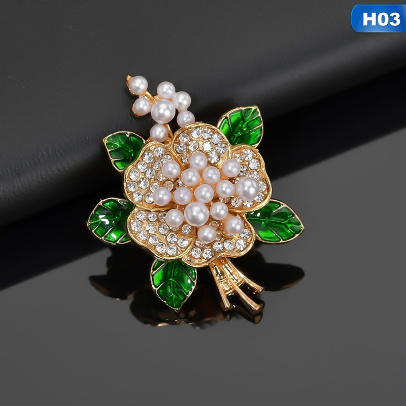 Huy hiệu cài áo đính ngọc thời trang nữ