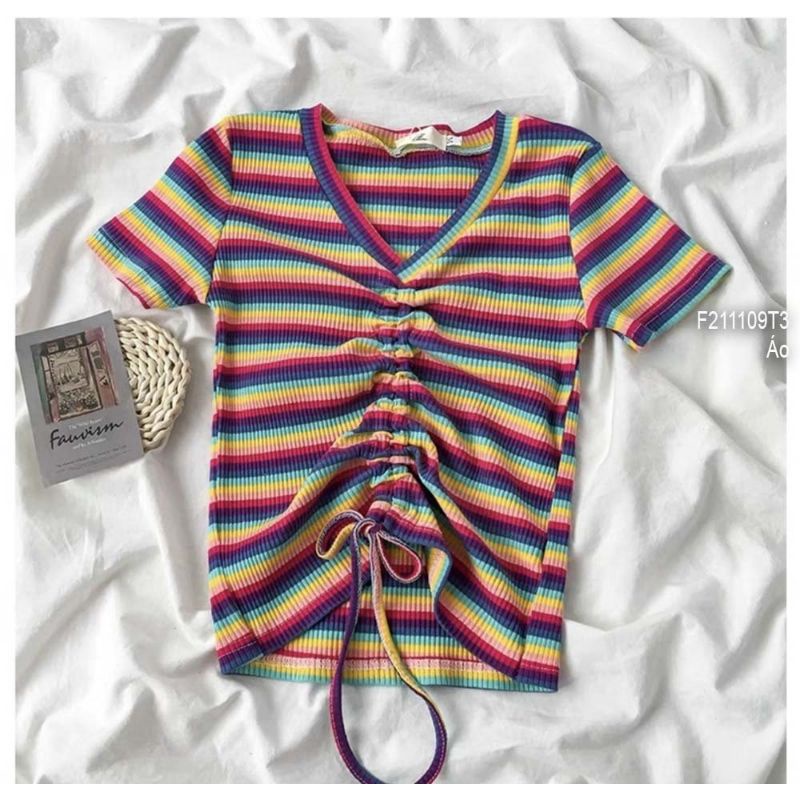 Áo gân sọc rút dây giữa cổ tim tay con!