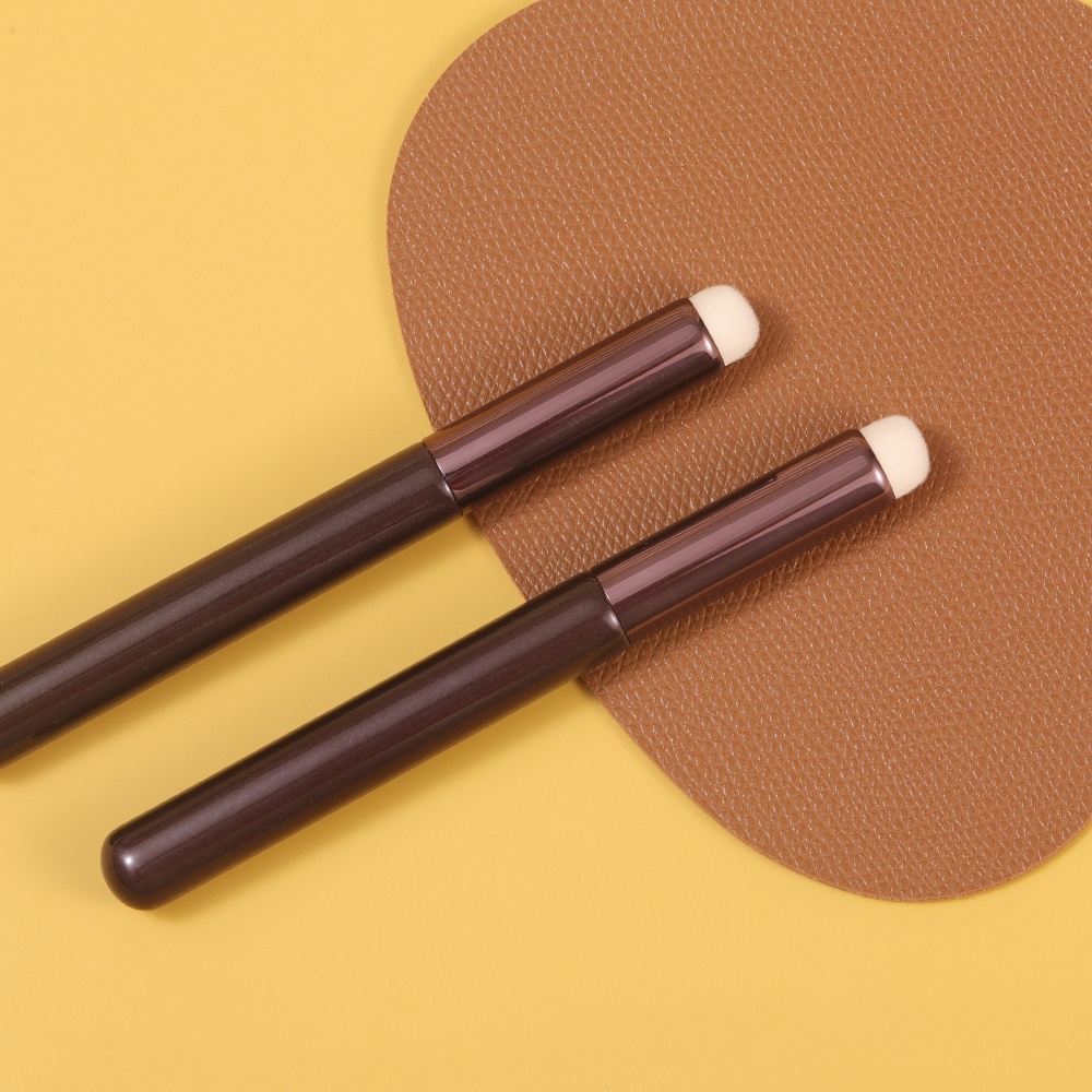 OVW Round Head Lip Brush Che khuyết điểm Bàn chải KUMO