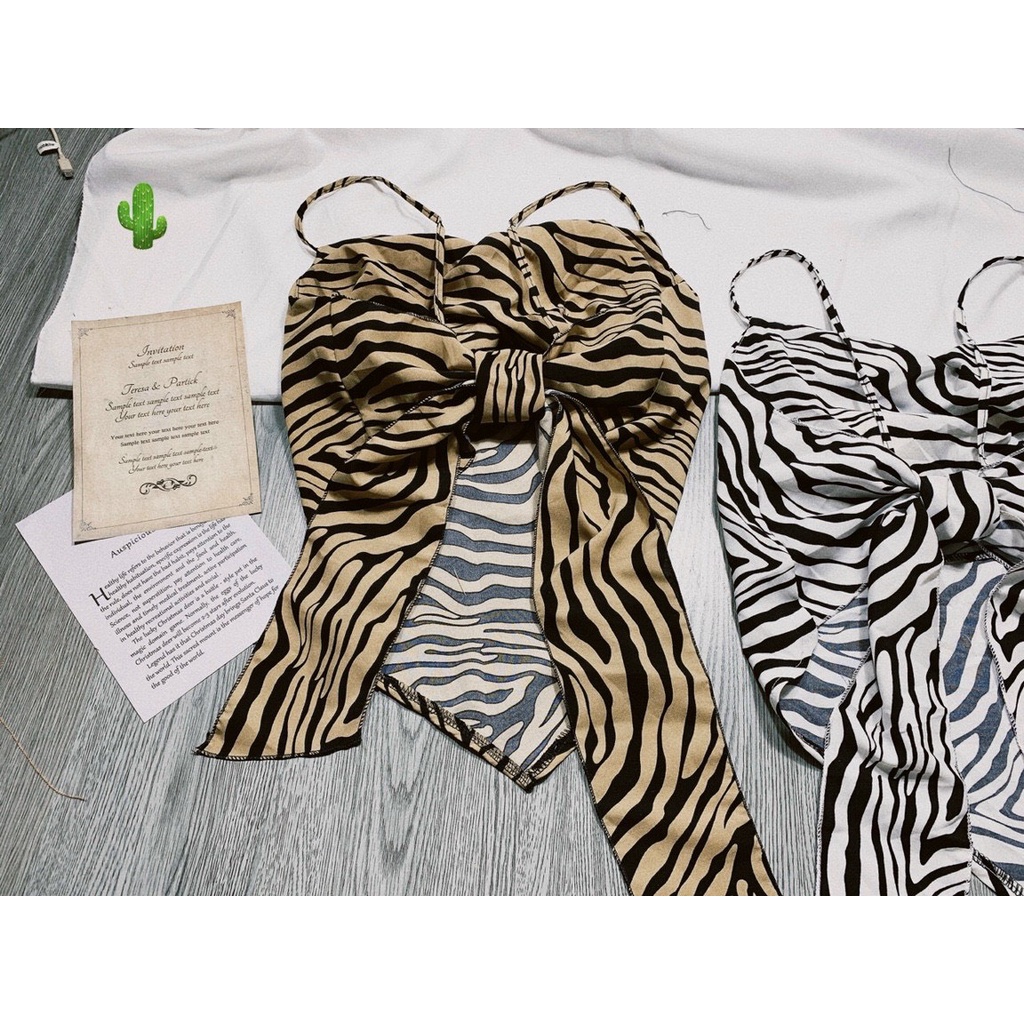 áo yếm nơ lưng xinh có mút họa tiết ngựa vằn pc