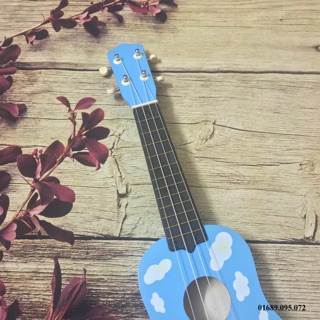 UKULELE SOPRANO DOREMON 21INCH