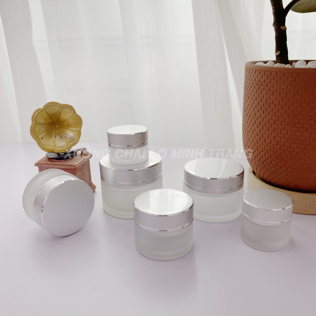Hủ Đựng Kem 🏵️ Hũ Chiết Mỹ Phẩm Thủy Tinh Mờ Nắp Bạc 30g/50g Dùng Đựng Kem Face/Muối Spa/Bột Nghệ/Bột Dưỡng Thể