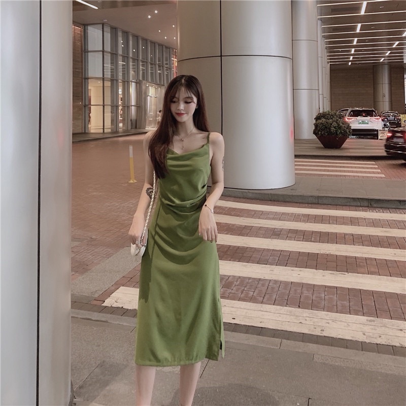 𝐂𝐎́ 𝐒𝐀̆̃𝐍. Váy hai dây cổ đổ eo rúm