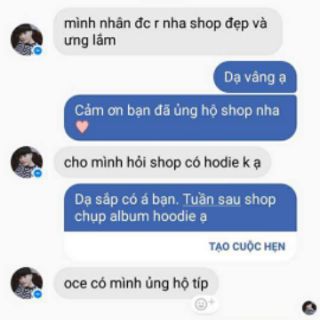Áo khoác jeans rách logo