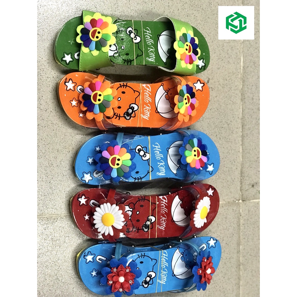 GUỐC GỖ CHO BÉ TỪ 18 THÁNG - 6 TUỔI màu CAM giá 65.000đ - 70.000đ, quai giao đúng màu, họa tiết quai giao ngẫu nhiên