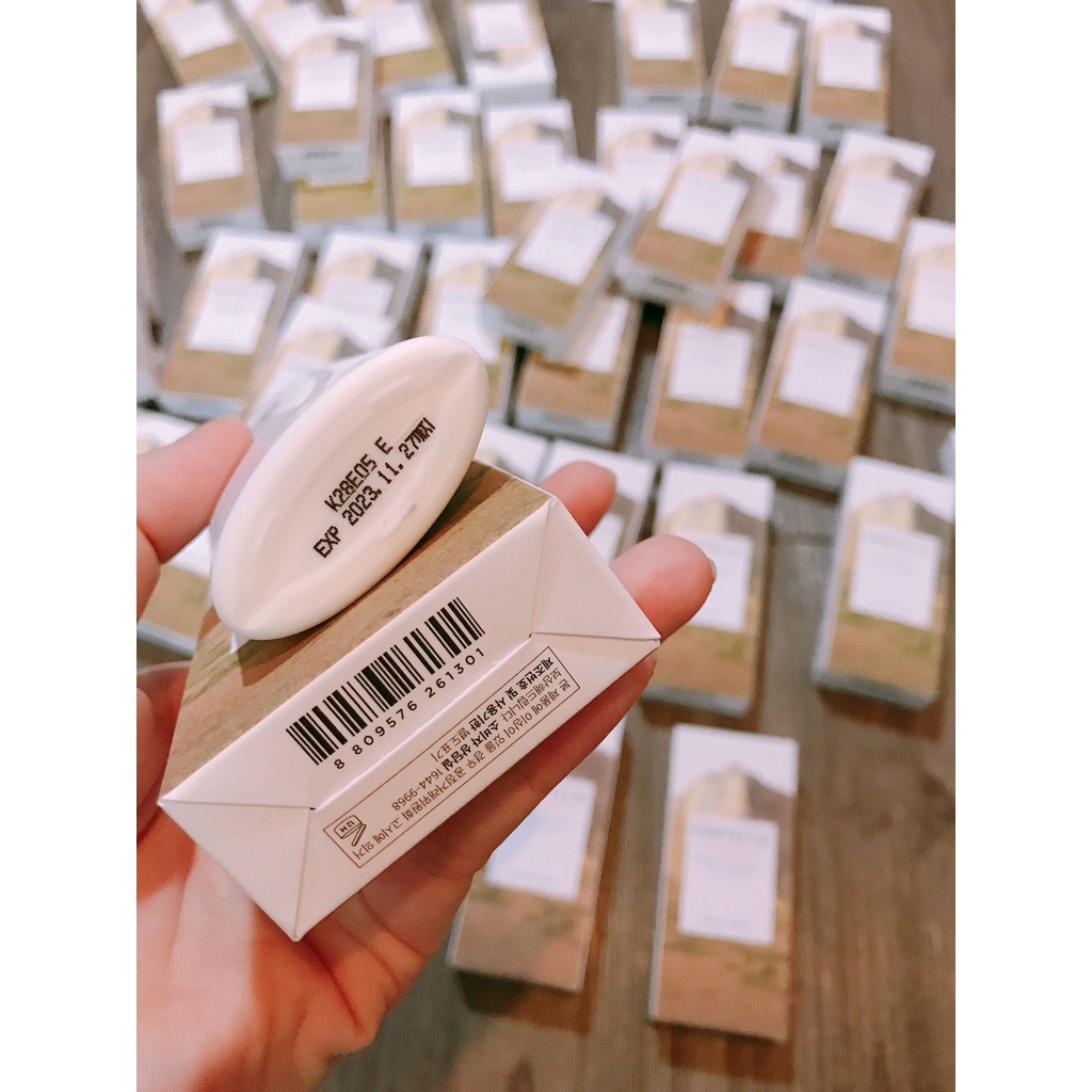 Kem Chống Nắng Nâng Tông Da, Lành Tính Chiết Xuất Rau Má Skin1004 Madagascar Centella Air-Fit Suncream SPF50+/PA++++ | BigBuy360 - bigbuy360.vn