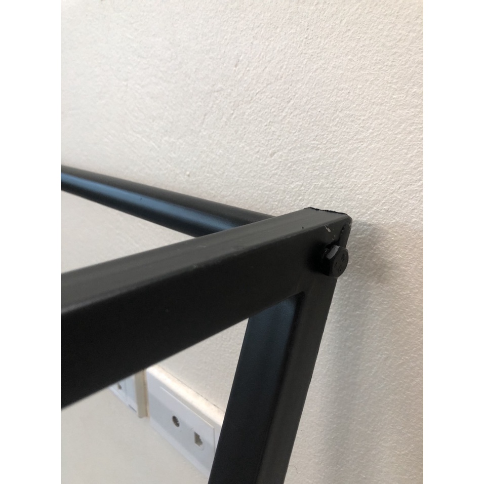 kệ chữ X-kệ chữ X màu đen-sơn tĩnh điện hạn chế gây trầy xước-kệ cao cấp