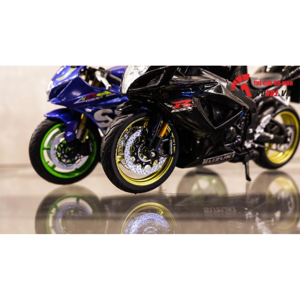 MÔ HÌNH XE ĐỘ SUZUKI GSX R750 CUSTOM LÊN PÔ AKRAPOVIC 1:12 MAISTO D073